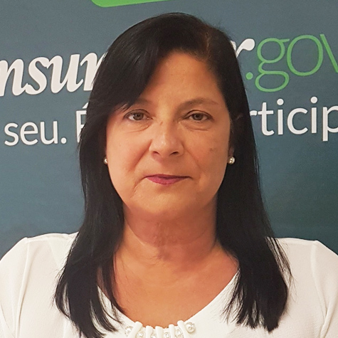 ANA LÚCIA KENICKEL VASCONCELOS